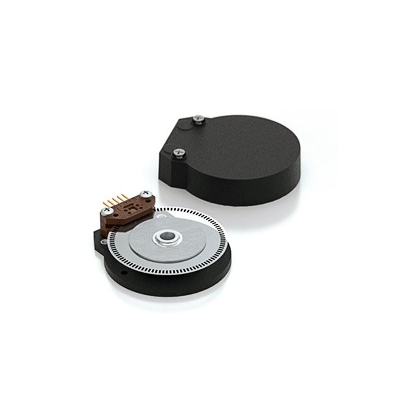Featured product media